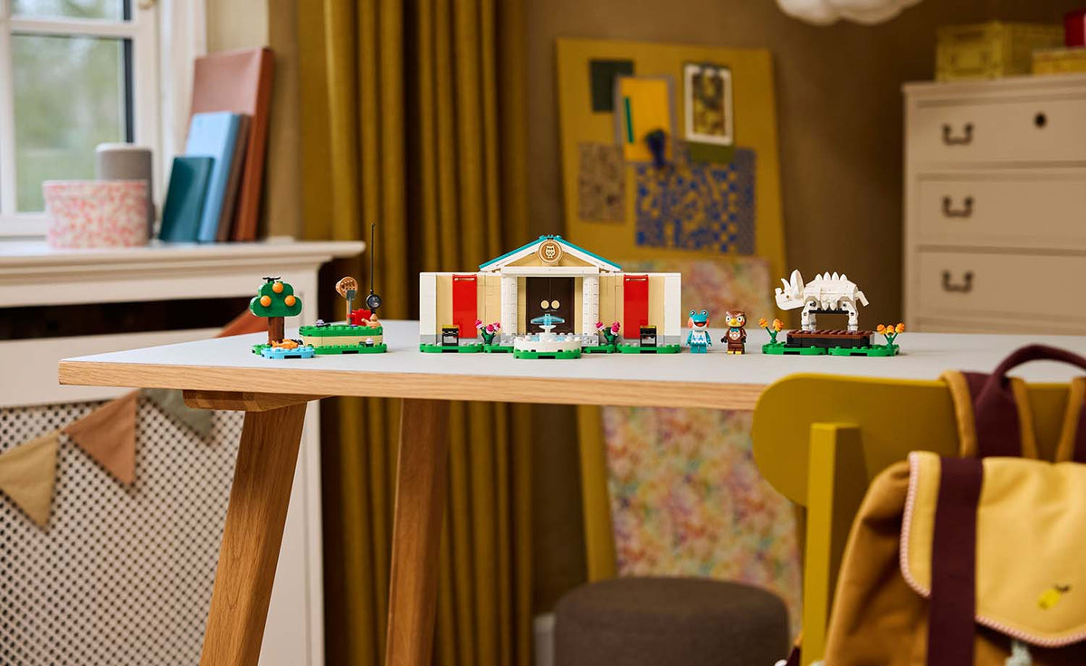 77056 | LEGO® Animal Crossing™ Blathers's Museum Collection