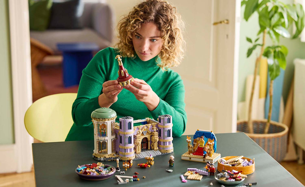 43263 | LEGO® Disney™ Beauty and the Beast Castle