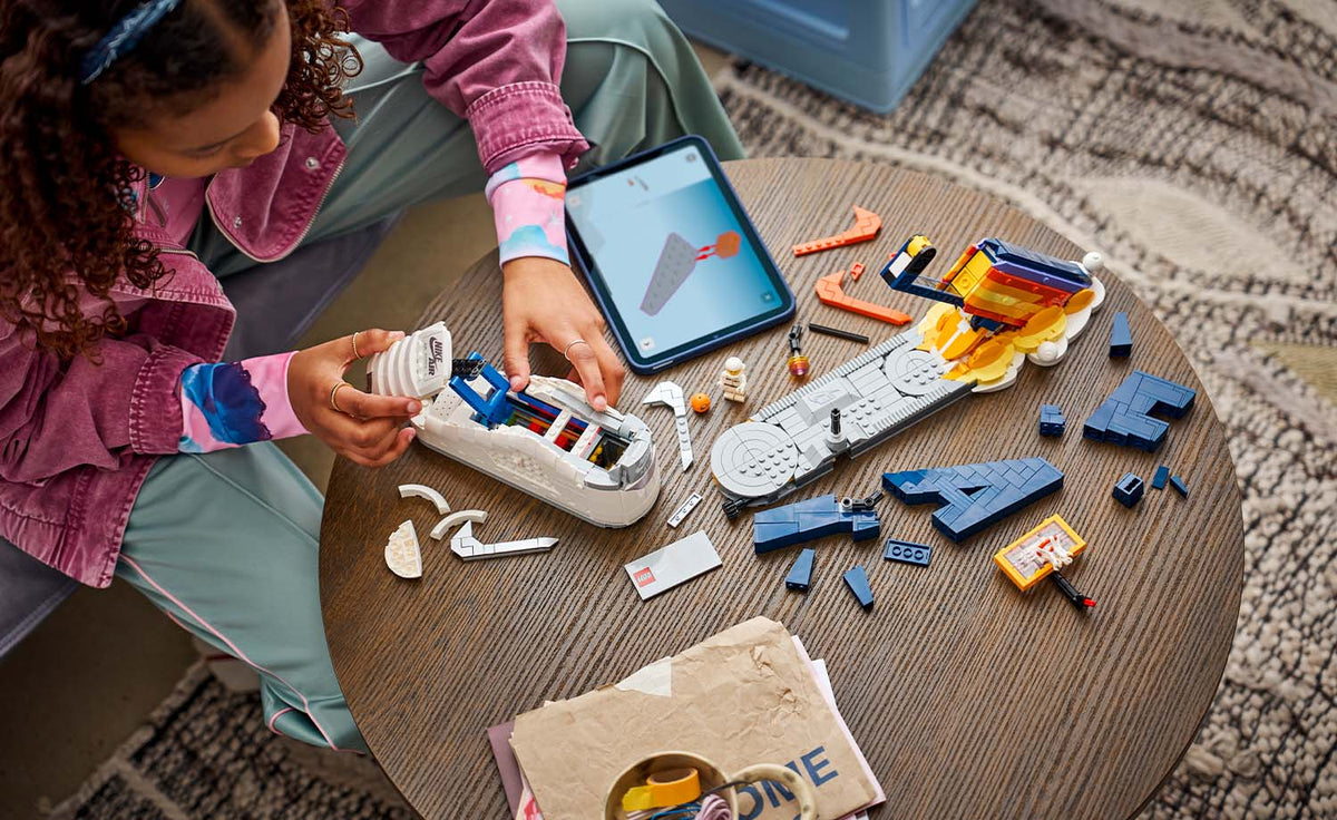 43026 | LEGO® Editions Nike Air Force 1 x LEGO® Set