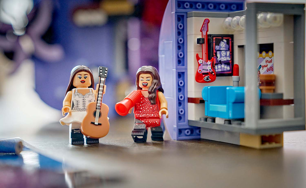 43031 | LEGO® Editions Olivia Rodrigo's Dual Guitar
