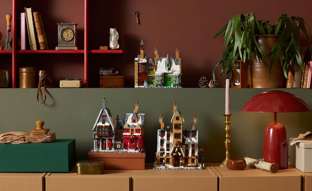 76457 | LEGO® Harry Potter™ Hogsmeade™ Village – Collectors' Edition