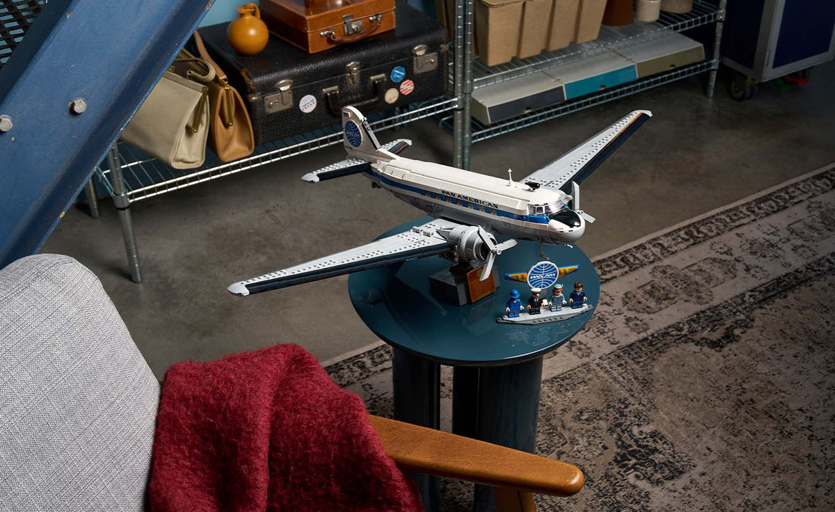 11378 | LEGO® ICONS™ Douglas™ DC-3™ PAN AM® Airliner