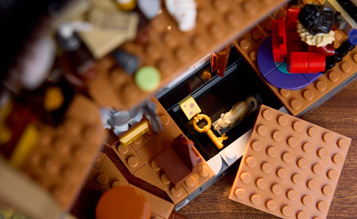 11383 | LEGO® ICONS™ Mayor Manor