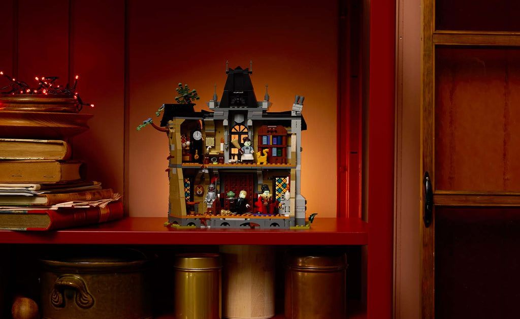 11383 | LEGO® ICONS™ Mayor Manor