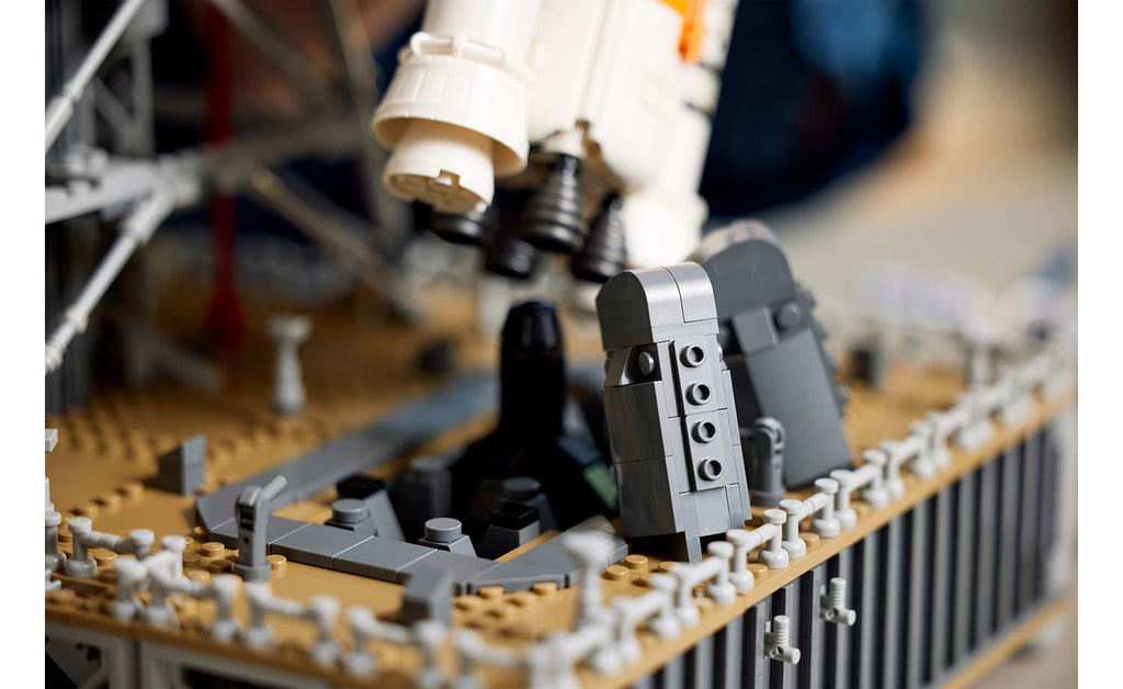 10341 | LEGO® ICONS™ NASA Artemis Space Launch System