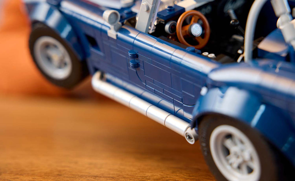 10357 | LEGO® ICONS™ Shelby Cobra 427 S/C