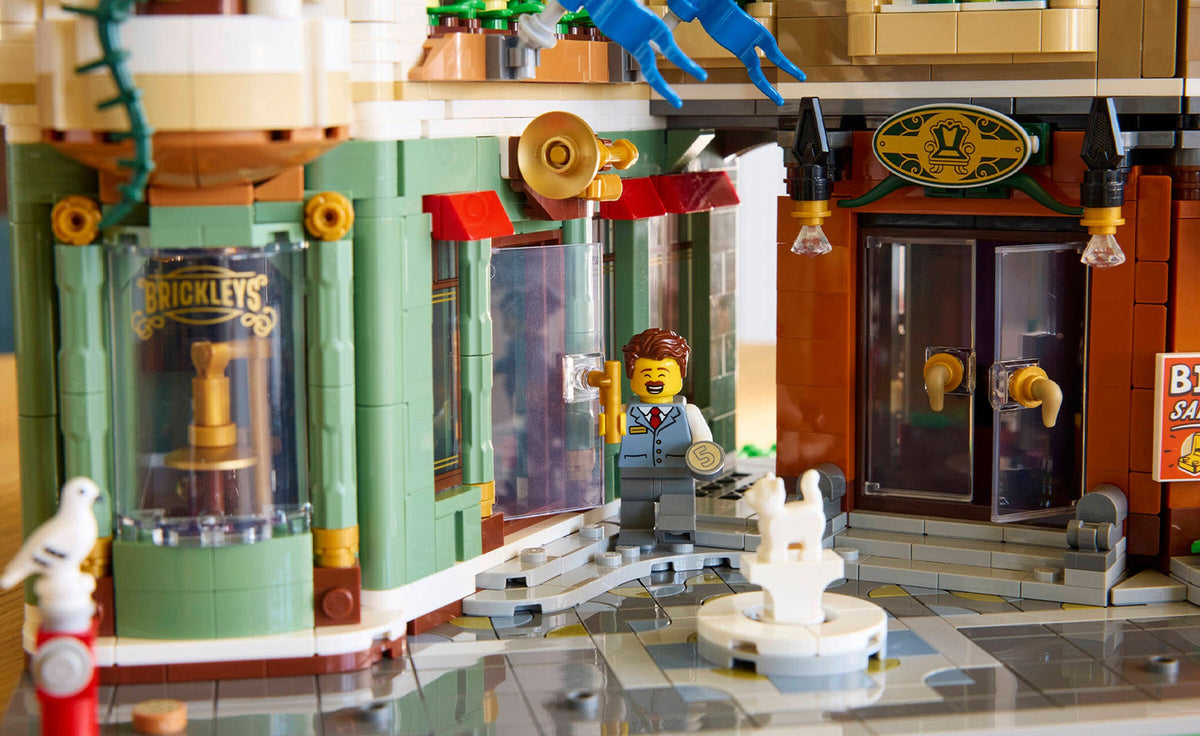 11371 | LEGO® ICONS™ Shopping Street