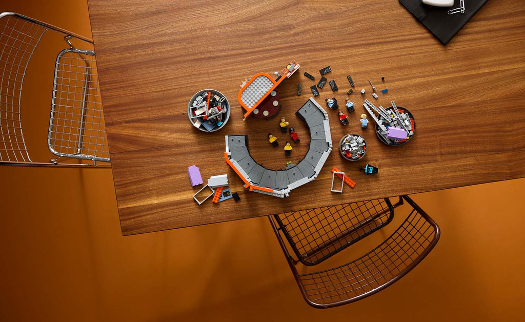 11385 | LEGO® ICONS™ Star Trek: U.S.S. Enterprise NCC-1701™ Bridge