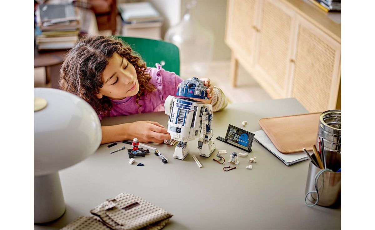 75379 | LEGO® Star Wars™ R2-D2™