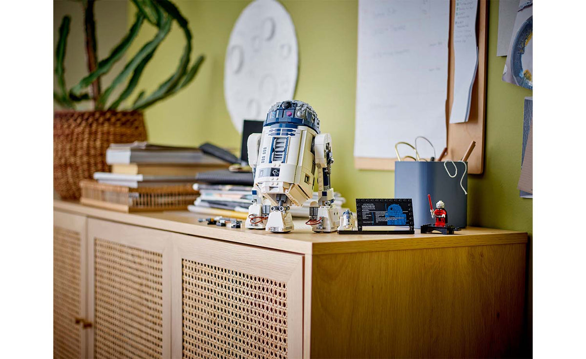 75379 | LEGO® Star Wars™ R2-D2™