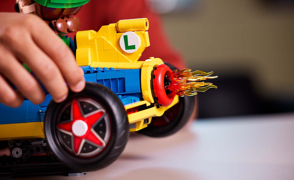 72050 | LEGO® Super Mario™ Mario Kart™ – Luigi & Mach 8